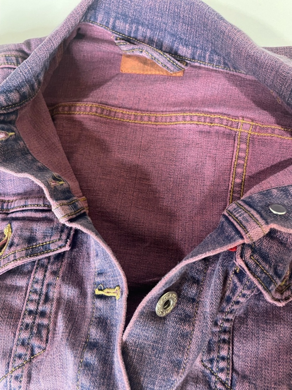 Vintage Look LEVI'S Purple Jean Jacket - Y2K Aesthetic - Feb 2010 - Size S - Picture 9 of 16